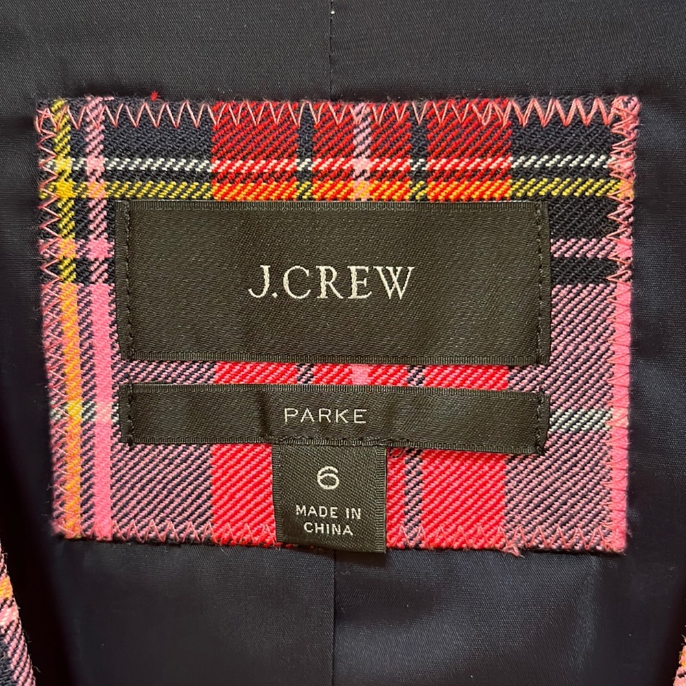 Women’s pink plaid blazer